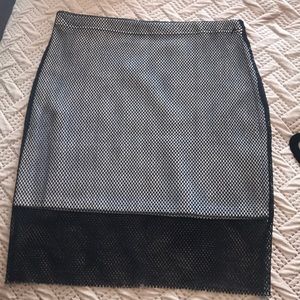 Mesh overlay skirt